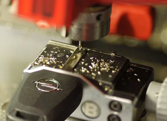 Universal Locksmith Store Sun City, AZ 623-687-3766 - 11-Key-Cutting